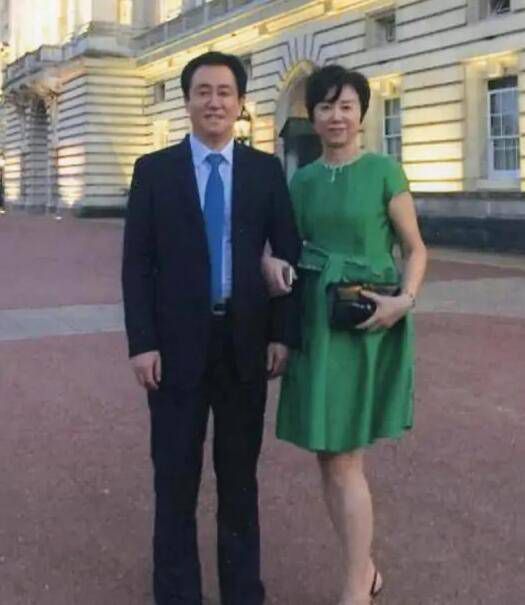 《玛丽和麦克斯》《蜗牛回忆录》联映 2025-09-08 动画电影《玛丽和麦克斯》和《蜗牛回忆录》于9月6日举办“成人童话，高分治愈”双片联映活动，这也是国内首次为同一导演举办的双片联映场。