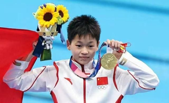 彼时，中国电影股份有限公司营销公司副总经理朱海荣曾预测，“如果《流浪地球》继续拍第二、第三部，衍生产品的价值将达到几十亿。