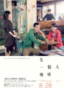 这种笨功夫带来的真实感是绿幕完全比不了的——观众能真切感受到太空舱那种逼仄的压迫感，宇航员被困在像可乐罐一样的空间里，那种幽闭恐惧的窒息感扑面而来。
